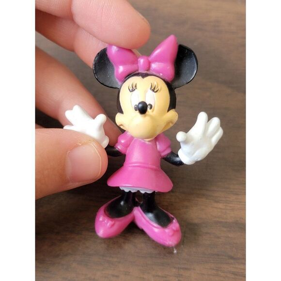 Disney Minnie Mouse mini toy pink figure Pixar - Picture 1 of 3